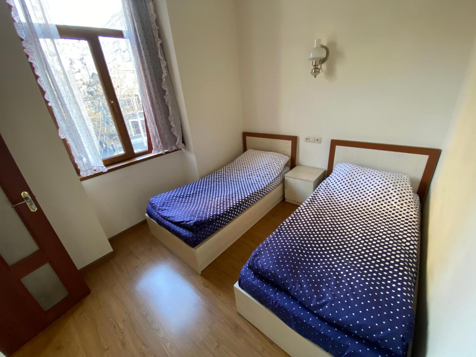 Renovated One Bedroom In The Touristic Center Of Erivan Exterior foto